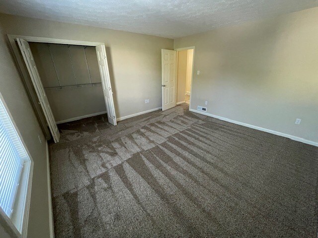 MASTER BEDROOM - 170 Middleground Way