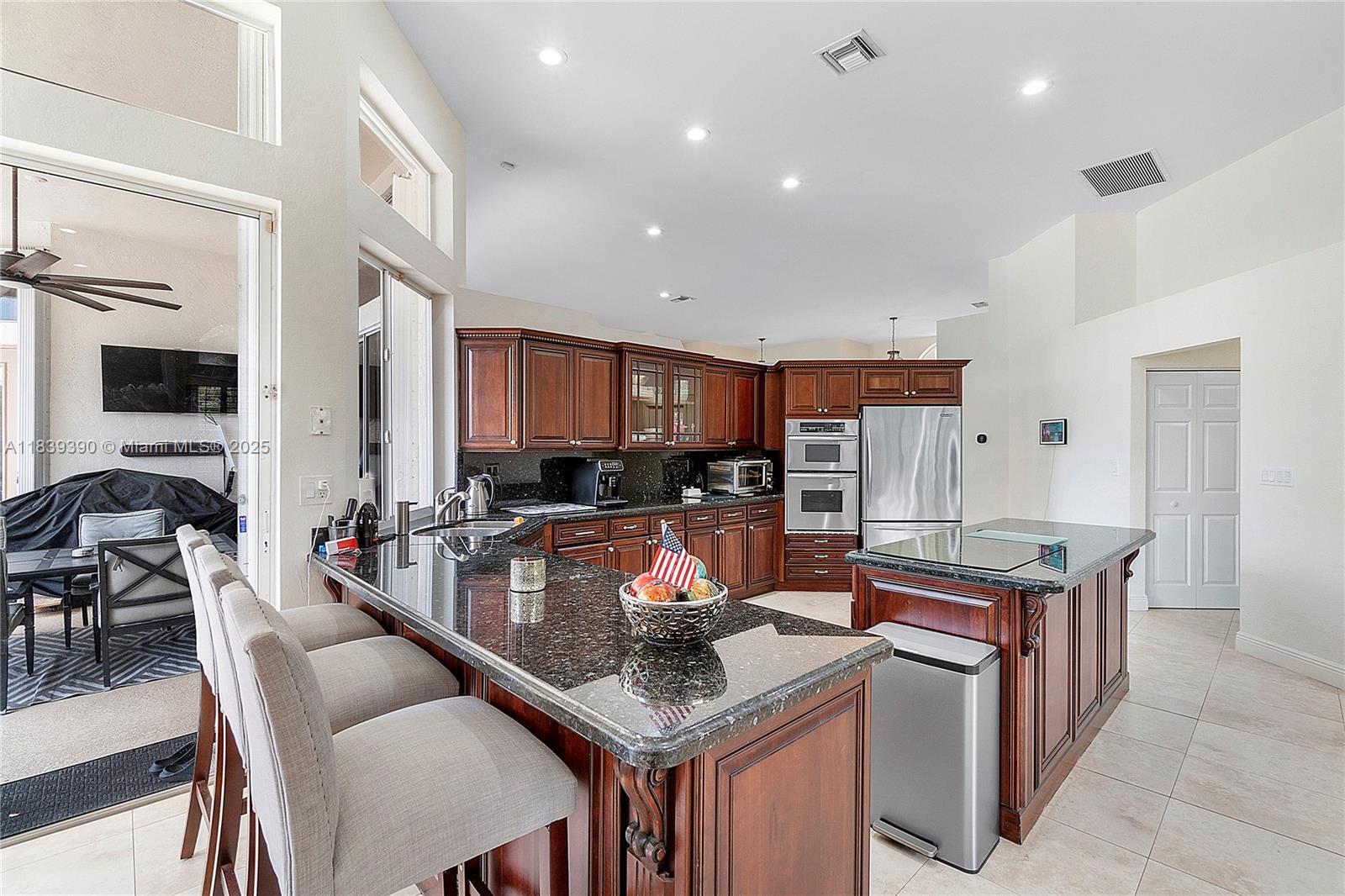 Building Photo - 5925 NW 97th Dr