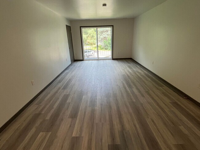 Building Photo - 313 4th St NW