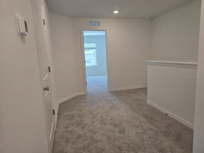 Building Photo - 10135 Trumpet Honeysuckle Wy