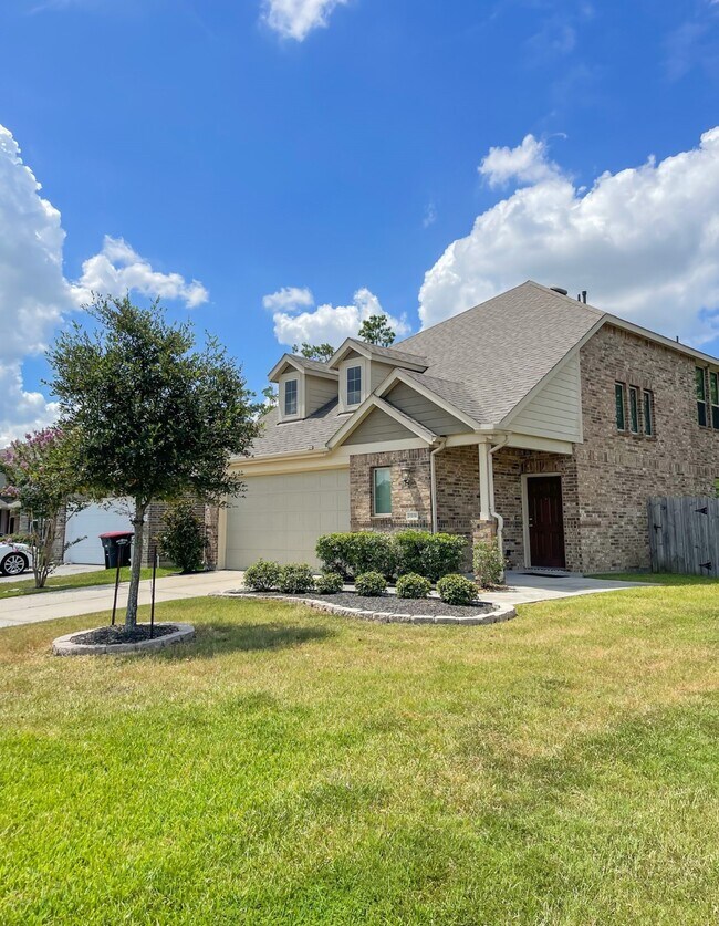 Building Photo - 21130 American Yellowwood Pl