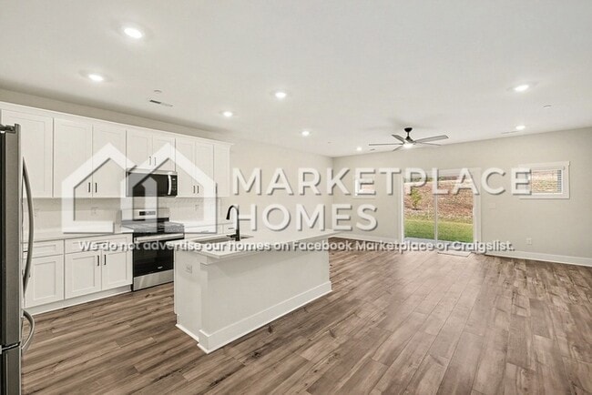 Building Photo - 4025 Norman Dr