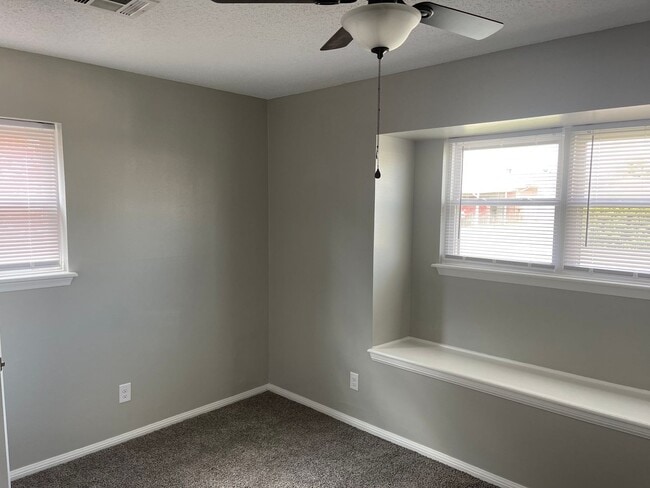 Building Photo - 3 bedroom PLUS floor plan! Newly Remodeled...