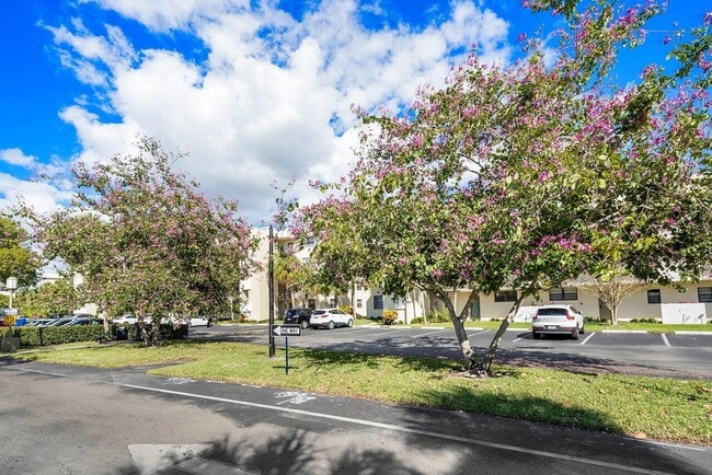 Building Photo - 2420 DC Country Club Boulevard