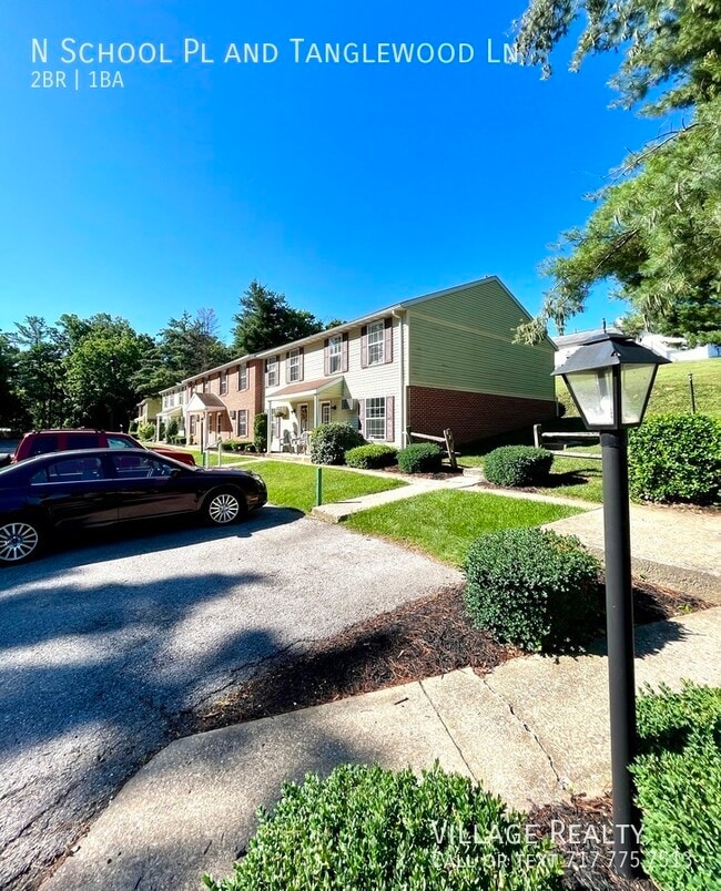 Building Photo - 343 N School Pl