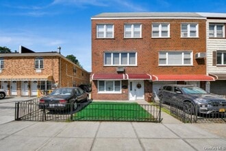 Building Photo - 561 Logan Ave