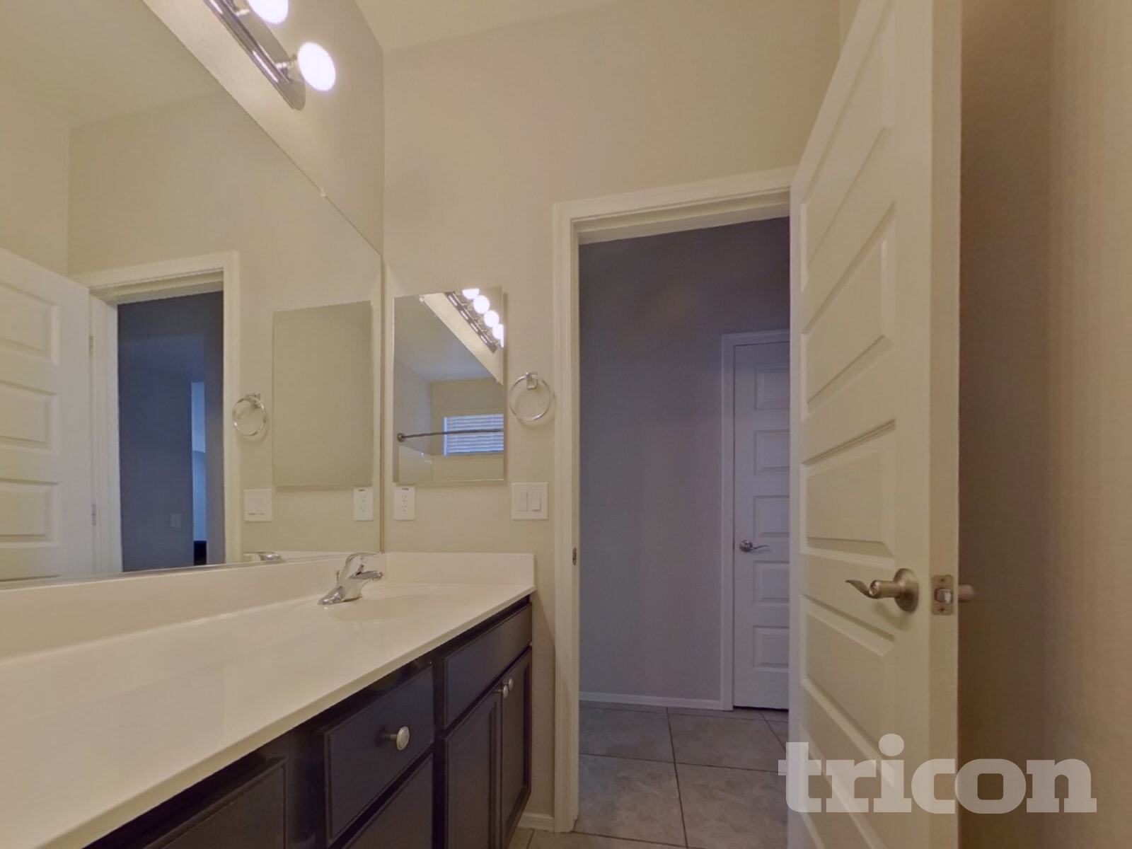 Building Photo - 4217 S 181st Ln