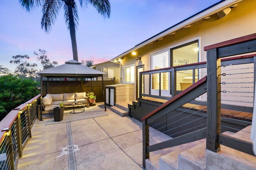 Building Photo - 3259 Highview Dr
