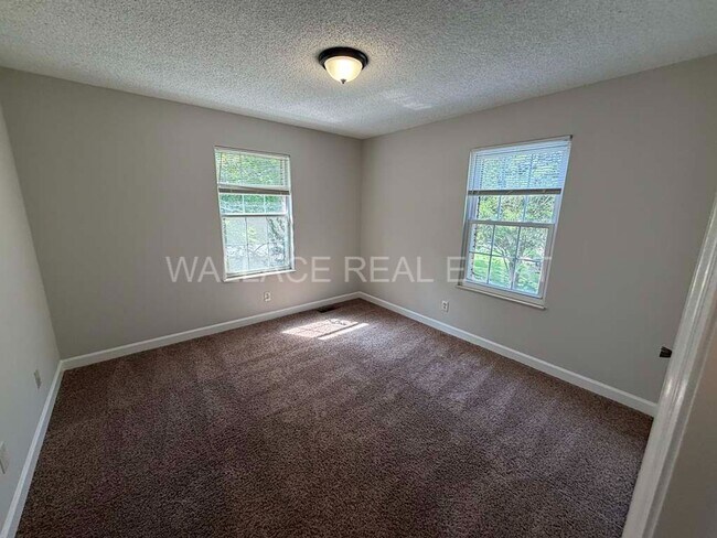 Building Photo - 11141 Pleasant Forest Dr