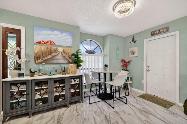 Building Photo - 6180 30th Ct S