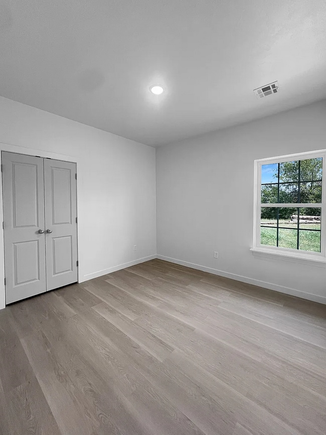 Building Photo - Be the First to Live in this Charming 2-Be...