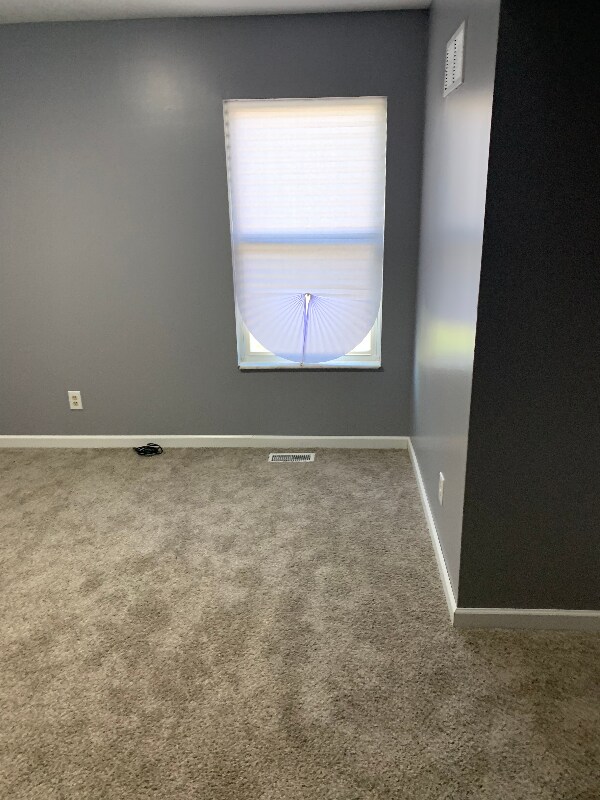 Building Photo - 7101 Lexington Ave