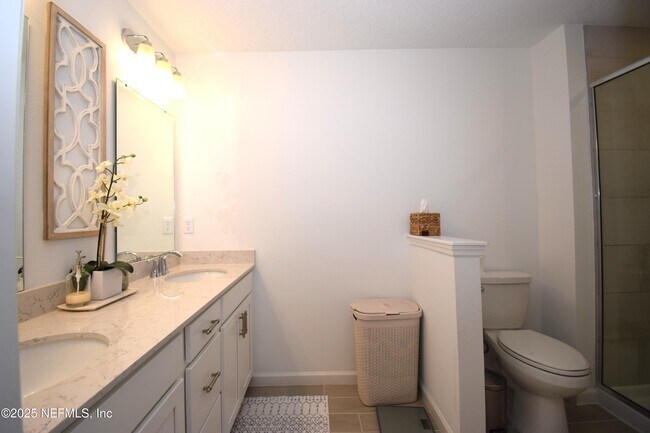 Building Photo - 6834 Golden Monarch Ave