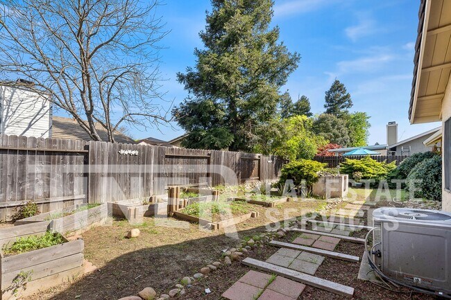 Building Photo - 9071 Brevard Dr