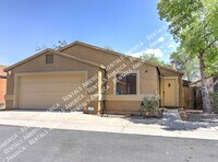 Building Photo - 441 E Geronimo Bluff Loop