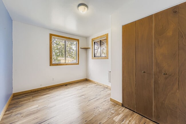 Building Photo - 9 Moon Dance Ln