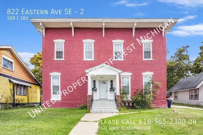 Building Photo - 822 Eastern Ave SE