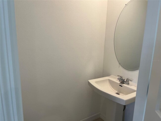 Building Photo - 2995 Skyline Lp