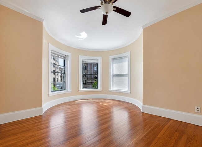 Building Photo - 1091 Boylston St