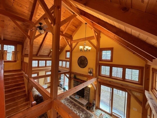 Building Photo - 62 Heights Rd