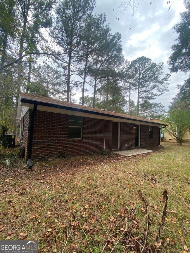 Building Photo - 29 Highland Park Dr