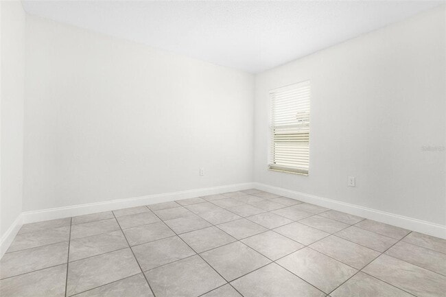 Building Photo - 525 Drayton Rd