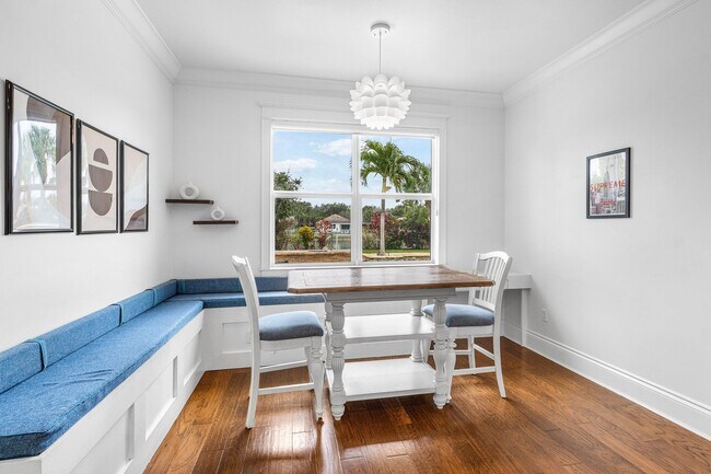 Building Photo - 9460 Wrangler Dr