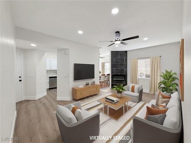 Building Photo - 2117 Echo Bay