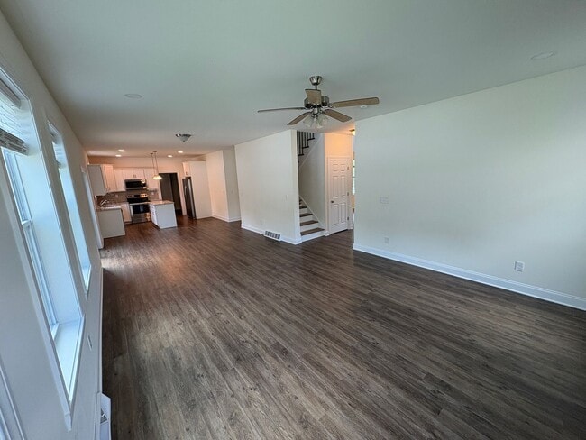 Building Photo - Charming 4 bedroom 3 bath in Ballston Lake #