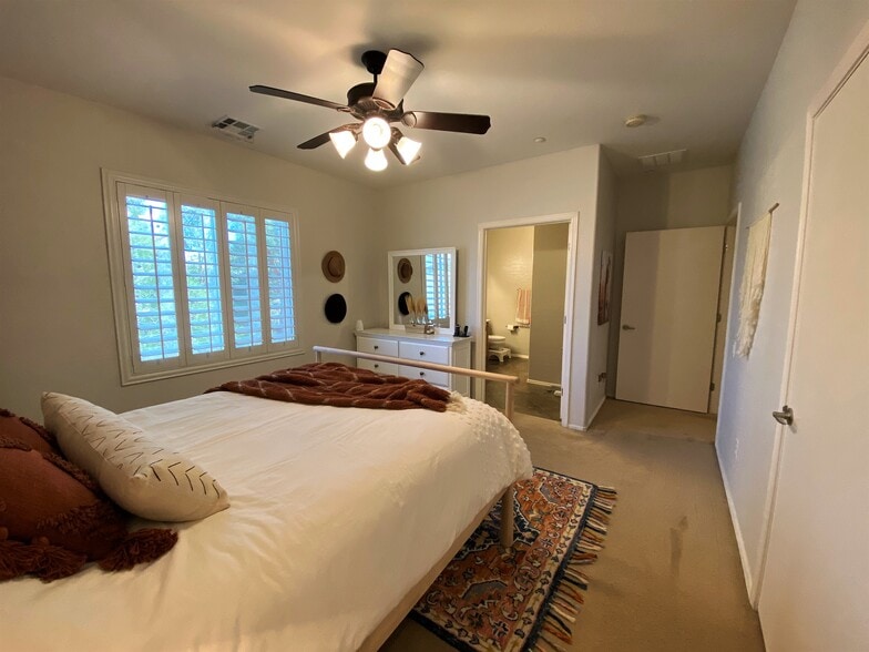 Building Photo - 4685 Apulia Dr