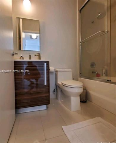 Building Photo - 2020 N Bayshore Dr