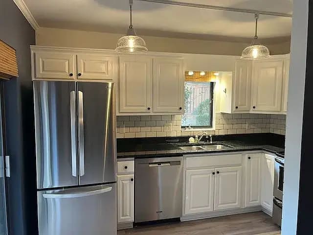 Building Photo - 1029 Birch Creek Dr