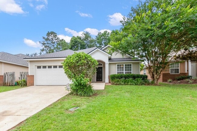 Primary Photo - 2521 Heathrow Dr