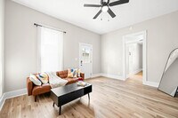 Building Photo - 639 Maple St