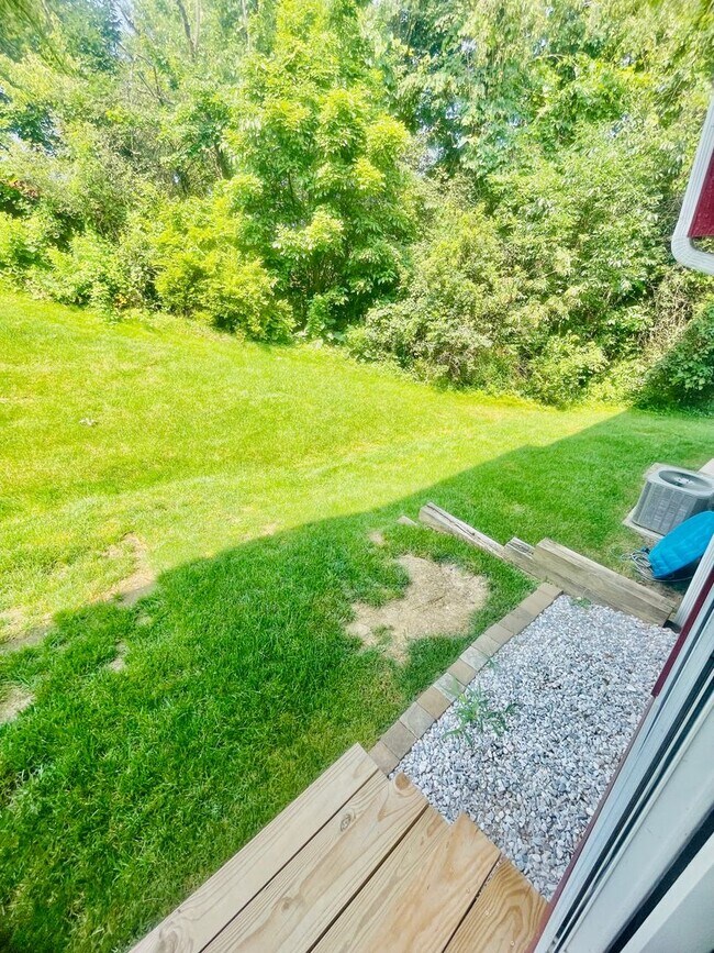 Building Photo - 3-Bedroom 2.5 bath Townhome in Imperial – ...