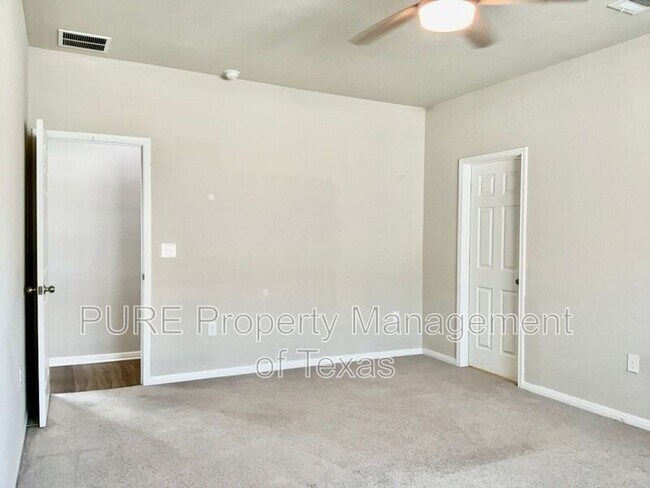 Building Photo - 120 Cloyce Ct