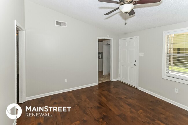 Building Photo - 2236 Colonial Hills Dr
