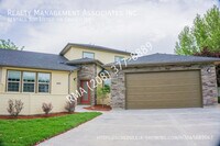 Building Photo - 5050 N Cortona Way