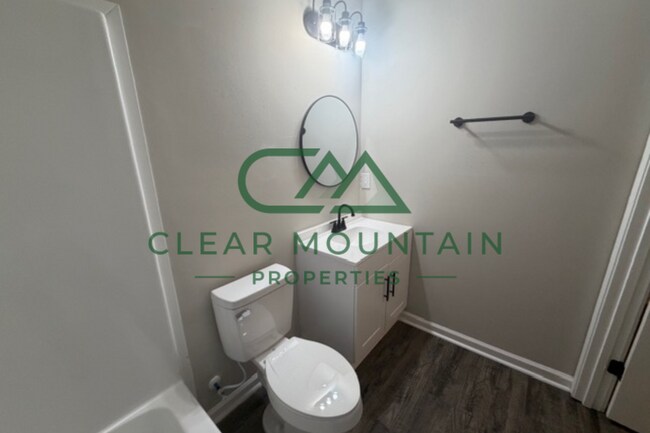 Building Photo - Move-in Special! Limited-Time Leasing Offer!