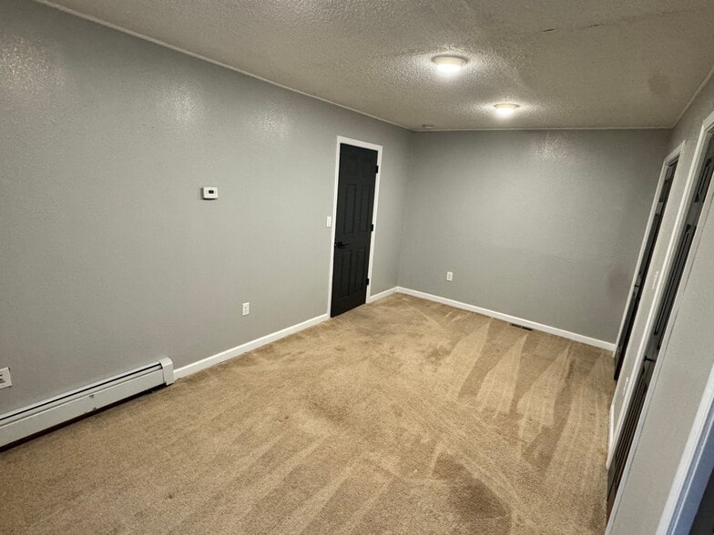 Building Photo - 5252 Fairchild Ave