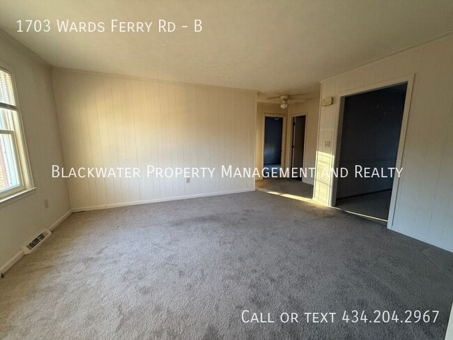 Building Photo - 1703 Wards Ferry Rd