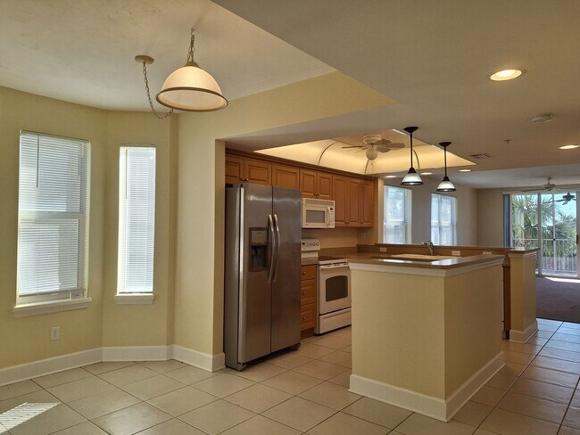 Building Photo - 3BR 3BA Bouchelle Island Condo!