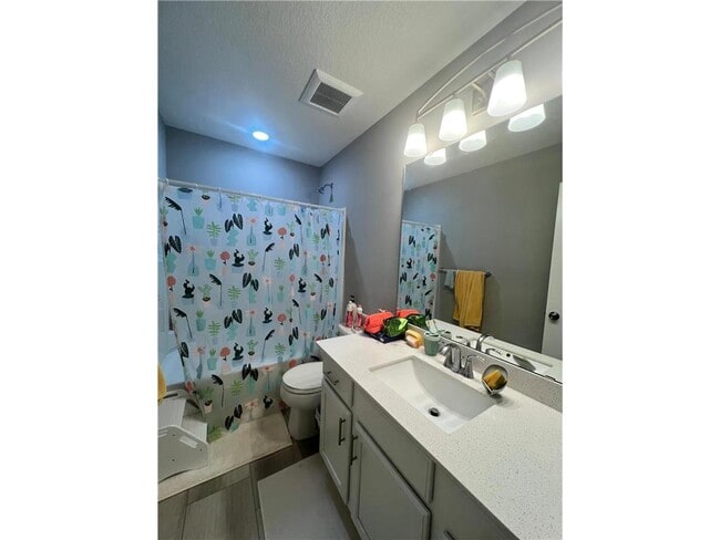 Building Photo - 7262 Zircon Ct N