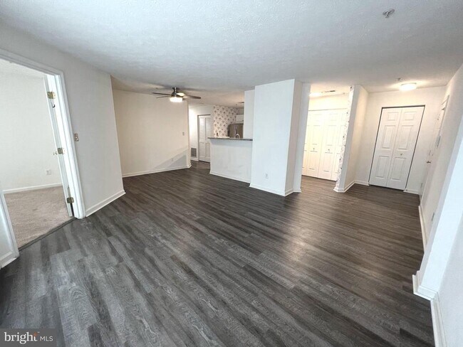 Building Photo - 2402 Autumn Harvest Ct