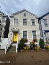 Building Photo - 126 N College St