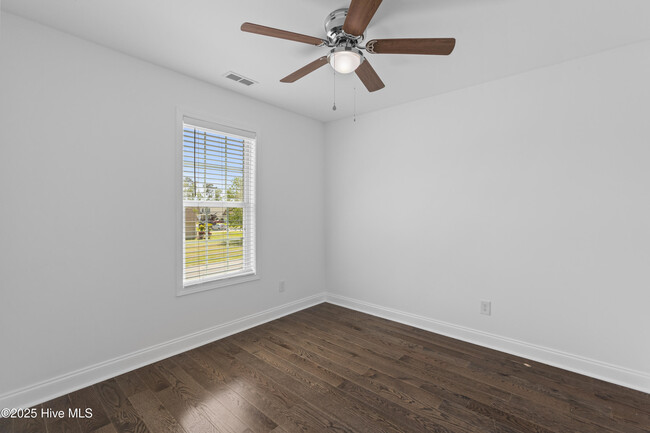 Building Photo - 104 Wild Blossom Dr
