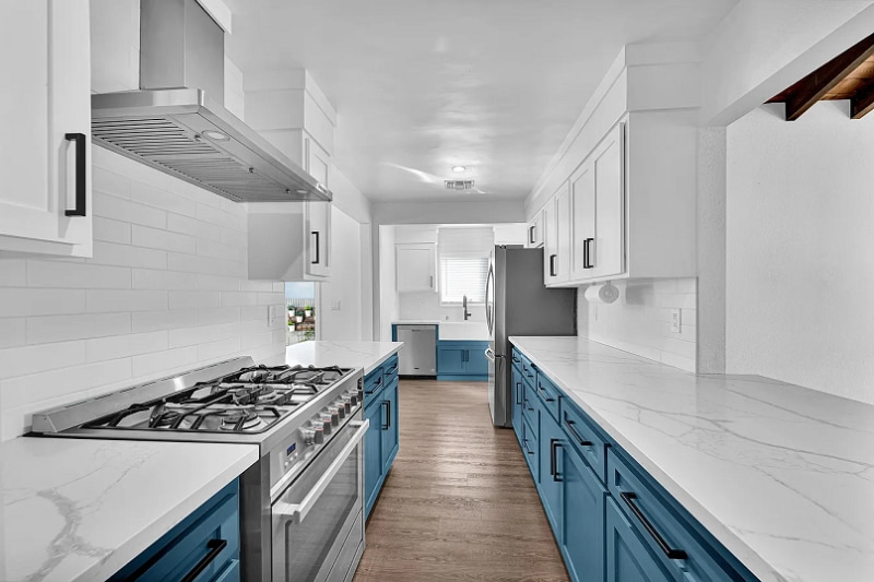 Building Photo - 5144 W 141st St