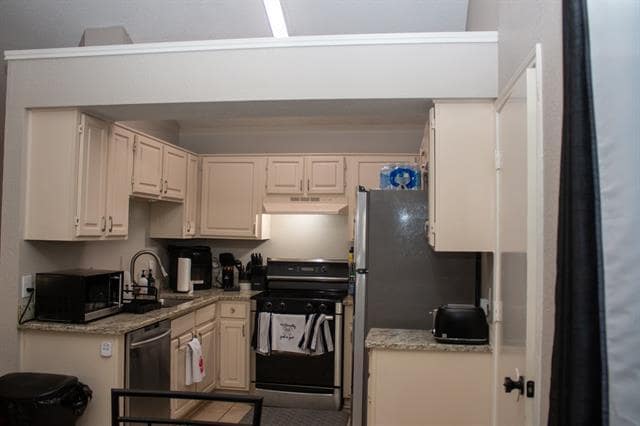 Building Photo - 7220 Blackthorn Dr