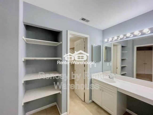 Building Photo - 171 Graystone Trce