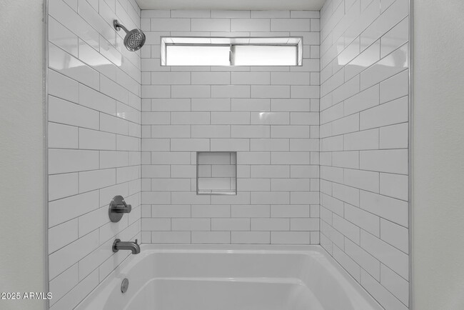 Building Photo - 2542 W Nopal Ave